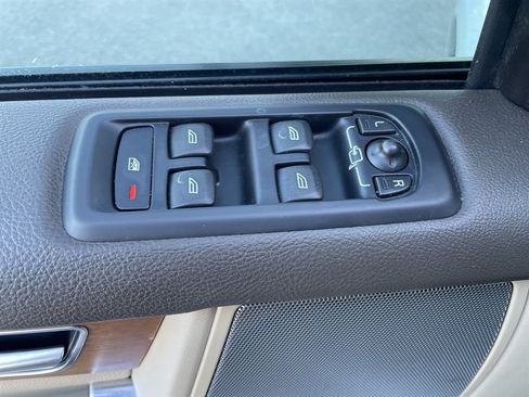 Used 2016 Land Rover LR4 HSE AWD/4WD image 36