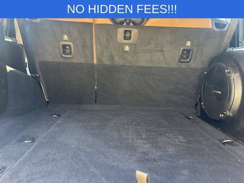 Used 2020 Jeep Wrangler Unlimited Sahara AWD/4WD image 10