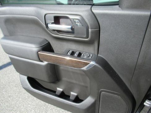 Used 2022 GMC Sierra 1500 Elevation w/ X31 Off-Road Package image 27