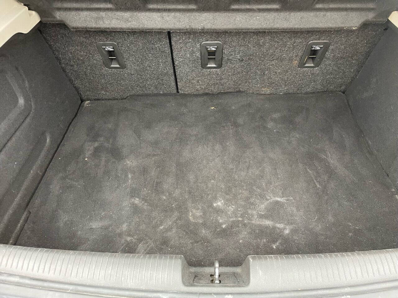 Used 2018 Chevrolet Cruze LT FWD image 13