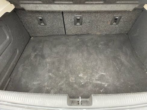 Used 2018 Chevrolet Cruze LT image 13