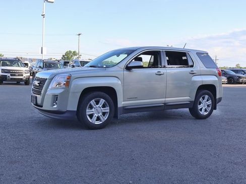 Used 2014 GMC Terrain SLE FWD image 4