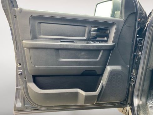 Used 2017 RAM 1500 Express image 16