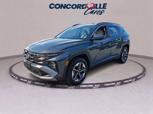 Used 2025 Hyundai Tucson SEL AWD/4WD image 3