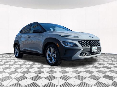 Used 2022 Hyundai Kona SEL image 15