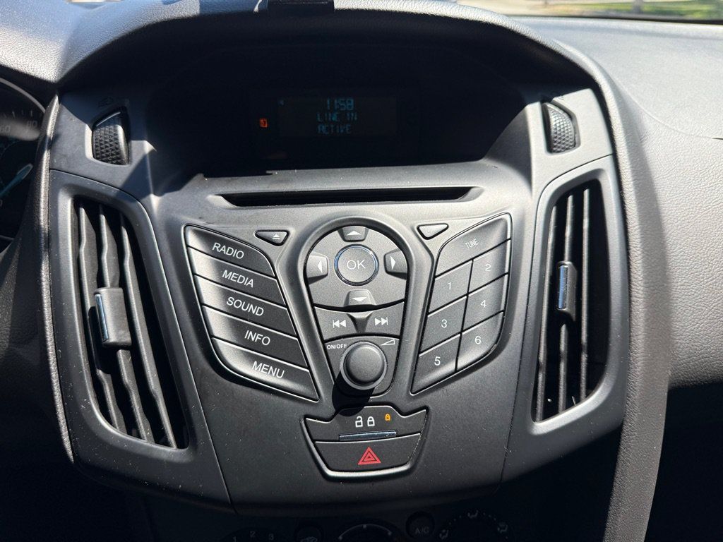 Used 2014 Ford Focus S FWD image 12