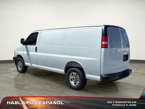 New 2025 GMC Savana 2500 Work Van w/ Driver Convenience Package image 5