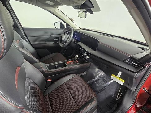 New 2026 Nissan Kicks SR w/ Cold Weather Package image 15