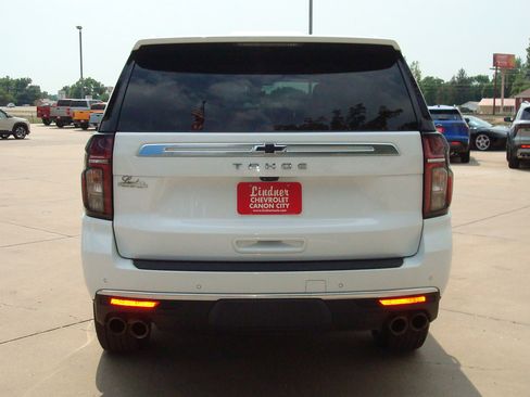 Used 2021 Chevrolet Tahoe High Country w/ Premium Package image 5