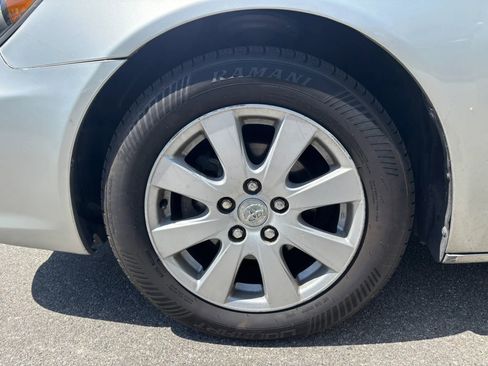 Used 2006 Toyota Camry LE image 64