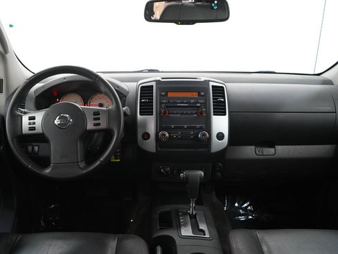 Used 2011 Nissan Frontier PRO-4X w/ Pro-4x Luxury Pkg AWD/4WD image 16