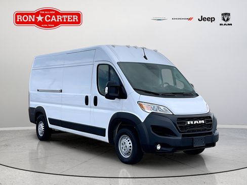 Used 2025 RAM ProMaster 2500 w/ Convenience Group FWD image 1