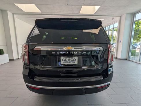 Certified 2024 Chevrolet Suburban LS w/ Driver Alert Package image 11