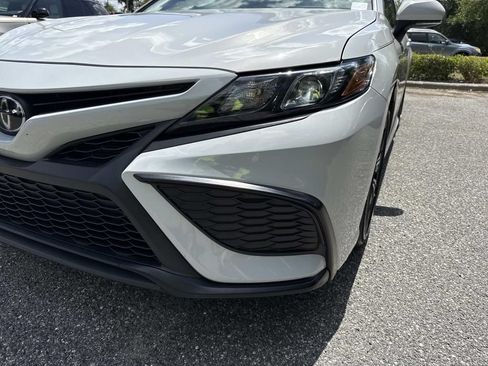 Used 2024 Toyota Camry SE FWD image 10