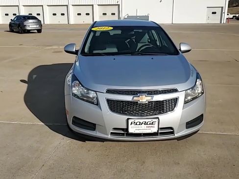 Used 2012 Chevrolet Cruze LT image 3