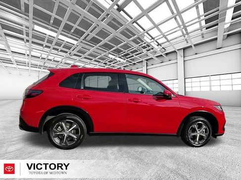 Used 2025 Honda HR-V EX-L image 2