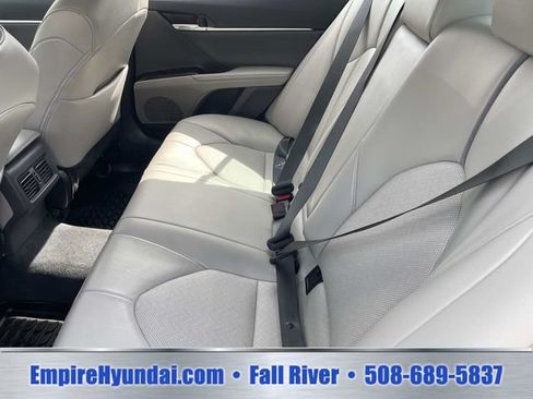 Used 2023 Toyota Camry XLE FWD image 14