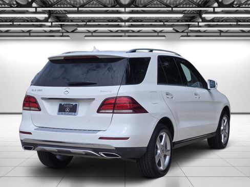 Certified 2018 Mercedes-Benz GLE 350 4MATIC image 9