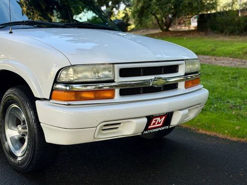 Used 2004 Chevrolet Blazer LS w/ Preferred Equipment Group image 38