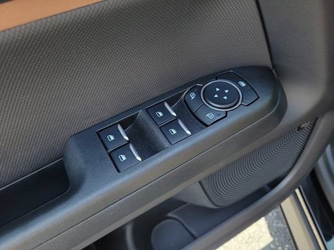 Used 2024 Ford Bronco Sport Outer Banks w/ Tech Package AWD/4WD image 18