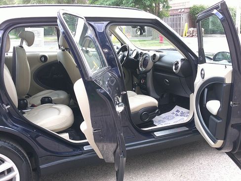 Used 2012 MINI Cooper Countryman S image 9