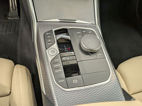 New 2026 BMW 330i Sedan w/ M Sport Package image 19