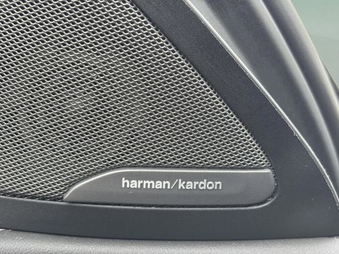 Used 2026 BMW X6 xDrive40i w/ Executive Package AWD/4WD image 28