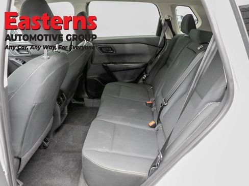Used 2024 Nissan Rogue S FWD image 20