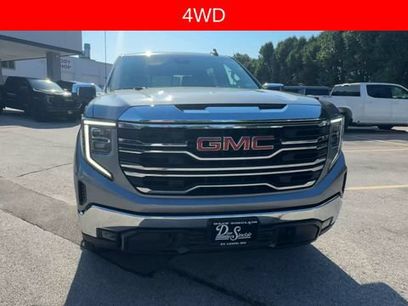 Used 2023 GMC Sierra 1500 SLT w/ SLT Premium Package