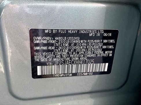 Used 2017 Subaru Forester 2.5i Premium w/ All-Weather Package AWD/4WD image 34