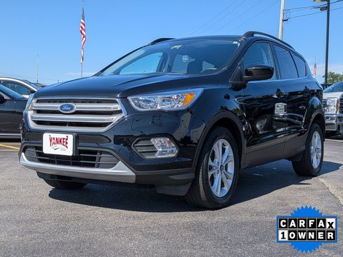 Used 2018 Ford Escape SE w/ SE Sync 3 Package AWD/4WD image 8
