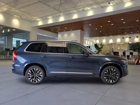 New 2026 Volvo XC90 B6 Ultra w/ Protection Package AWD/4WD image 6