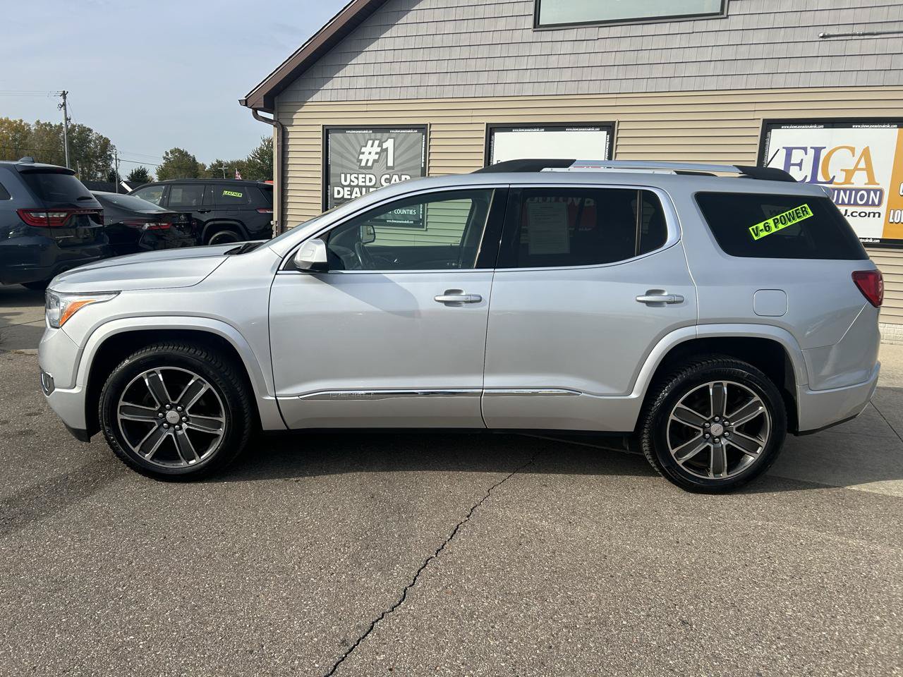 Used 2017 GMC Acadia Denali AWD/4WD image 8