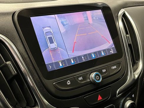 Used 2021 Chevrolet Equinox Premier image 27