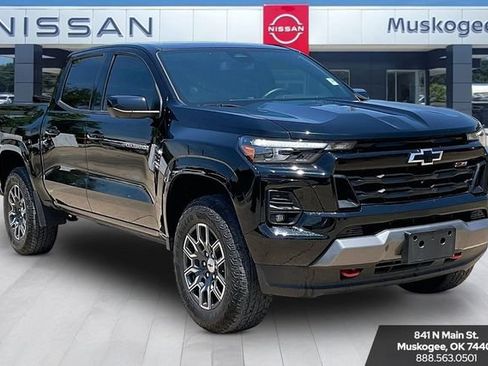 Used 2024 Chevrolet Colorado Z71 w/ Z71 Convenience Package 2 AWD/4WD image 1