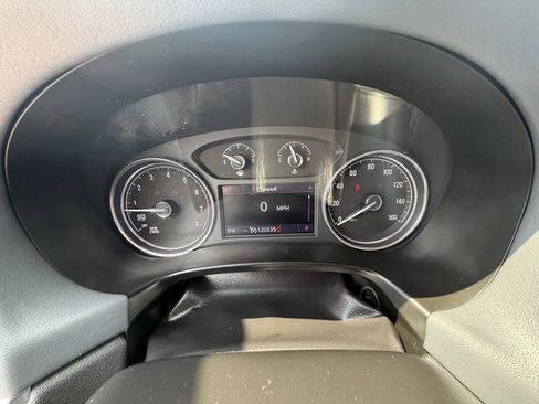 Used 2020 Buick Enclave Essence AWD/4WD image 27