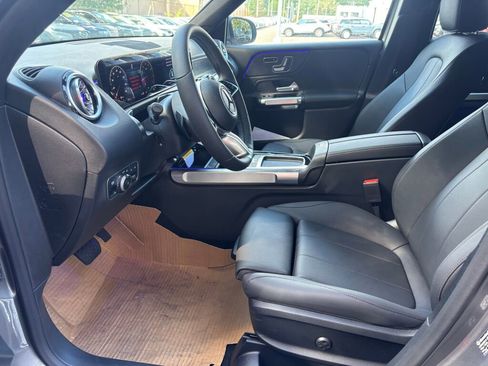 New 2026 Mercedes-Benz GLB 250 4MATIC image 8