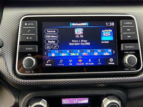 Used 2019 Nissan Kicks SV FWD image 18