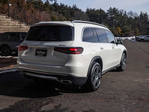 Used 2024 Mercedes-Benz GLS 450 4MATIC image 5
