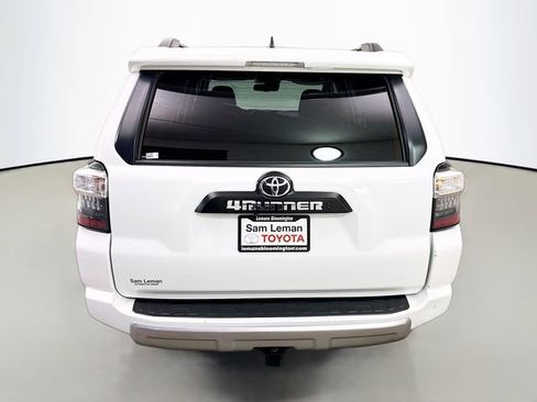 Used 2024 Toyota 4Runner TRD Off-Road image 6