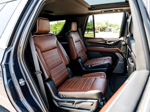 Used 2023 GMC Yukon Denali Ultimate AWD/4WD image 40