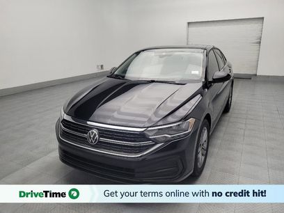 Used 2022 Volkswagen Jetta SE w/ Panoramic Sunroof Package