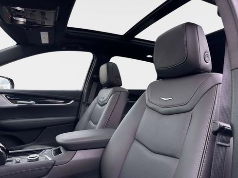 New 2026 Cadillac XT5 Premium Luxury w/ Driver Assist Package FWD image 18