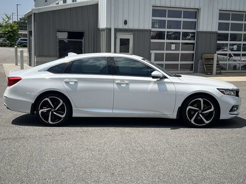 Used 2020 Honda Accord Sport image 14