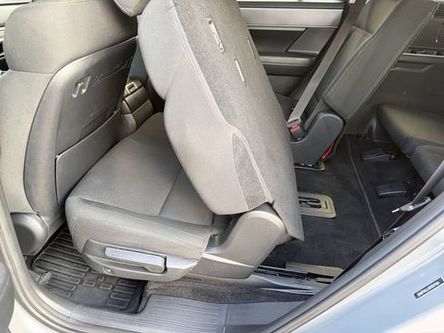 Used 2024 Hyundai Santa Fe SE FWD image 15