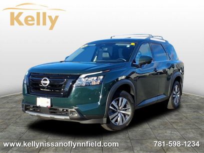 Certified 2024 Nissan Pathfinder SL w/ Black Appearance Package