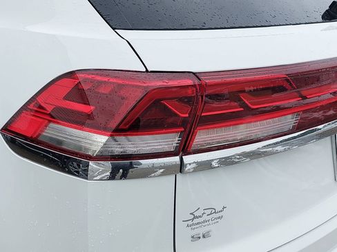 Used 2025 Volkswagen Atlas Cross Sport SE image 30