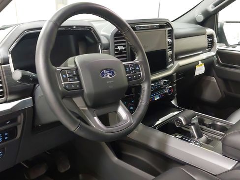 Used 2024 Ford F150 Lariat image 17