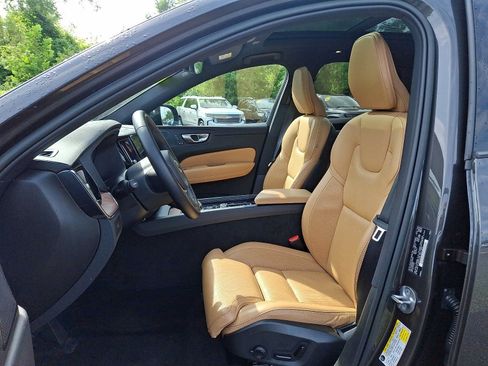 Used 2023 Volvo XC60 B6 Ultimate w/ Protection Package Premier AWD/4WD image 14