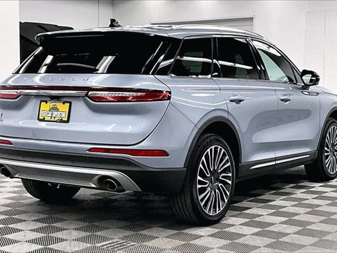 Used 2022 Lincoln Corsair Reserve w/ Luxury Package image 12